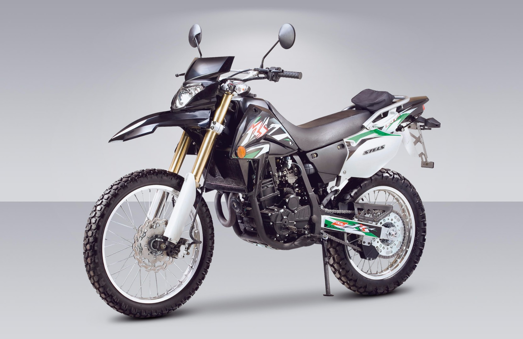 STELS 400 Enduro